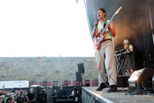 PORRIDGE RADIO - 2022-08-19 - SAINT MALO - Fort de St Pere - Scene des Remparts - 